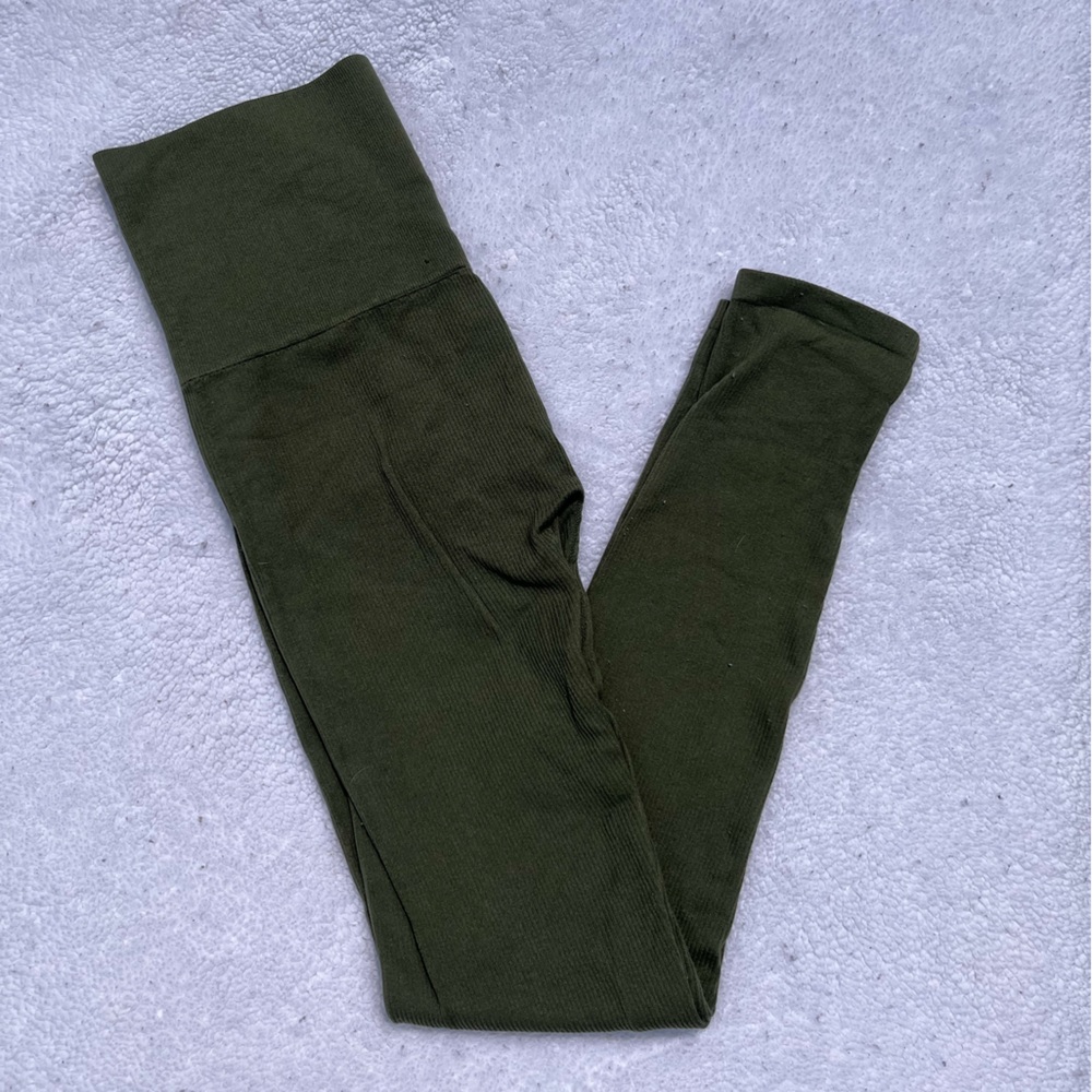 Army Green High-Waisted Leggings
